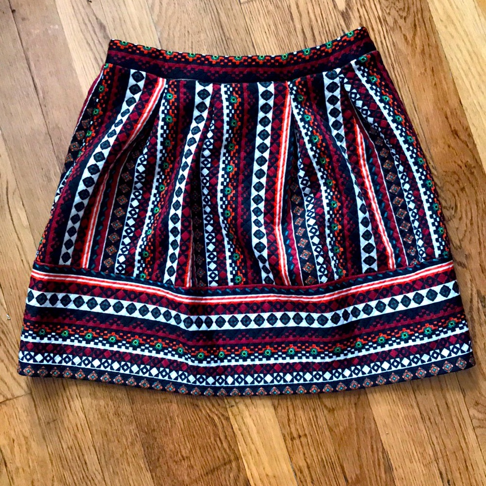 Quilted patterned skirt M
